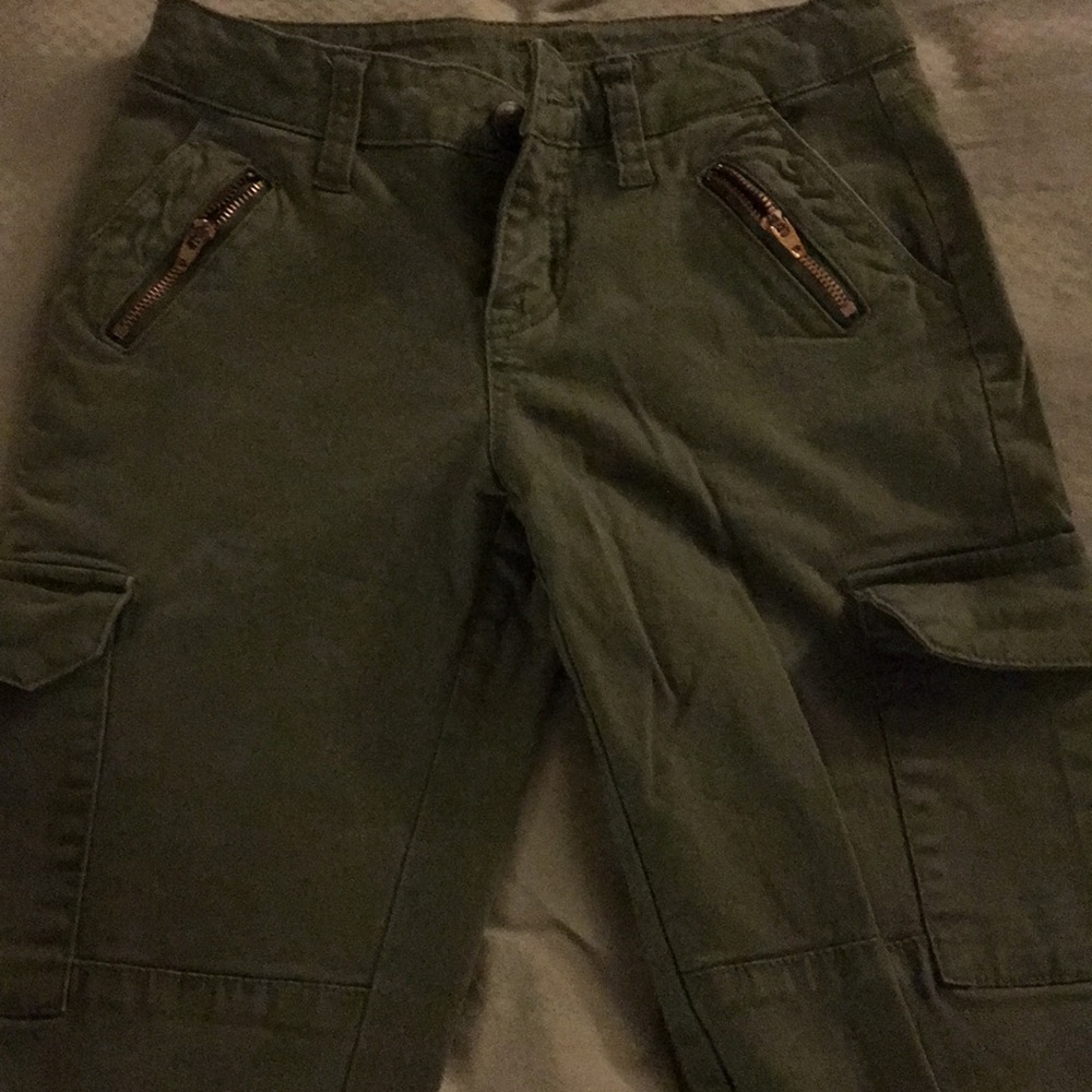 Cargo green army color pants
